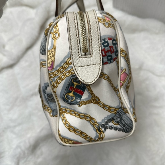 RARE GUCCI One of a kind Handbag-CHARMY collection  perfect in every way. - Picture 12 of 16